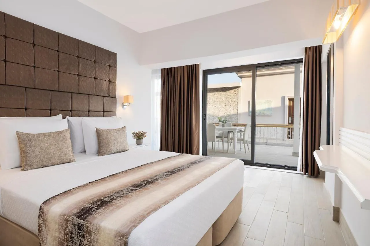 Elite Hotel Yalikavak 4*,